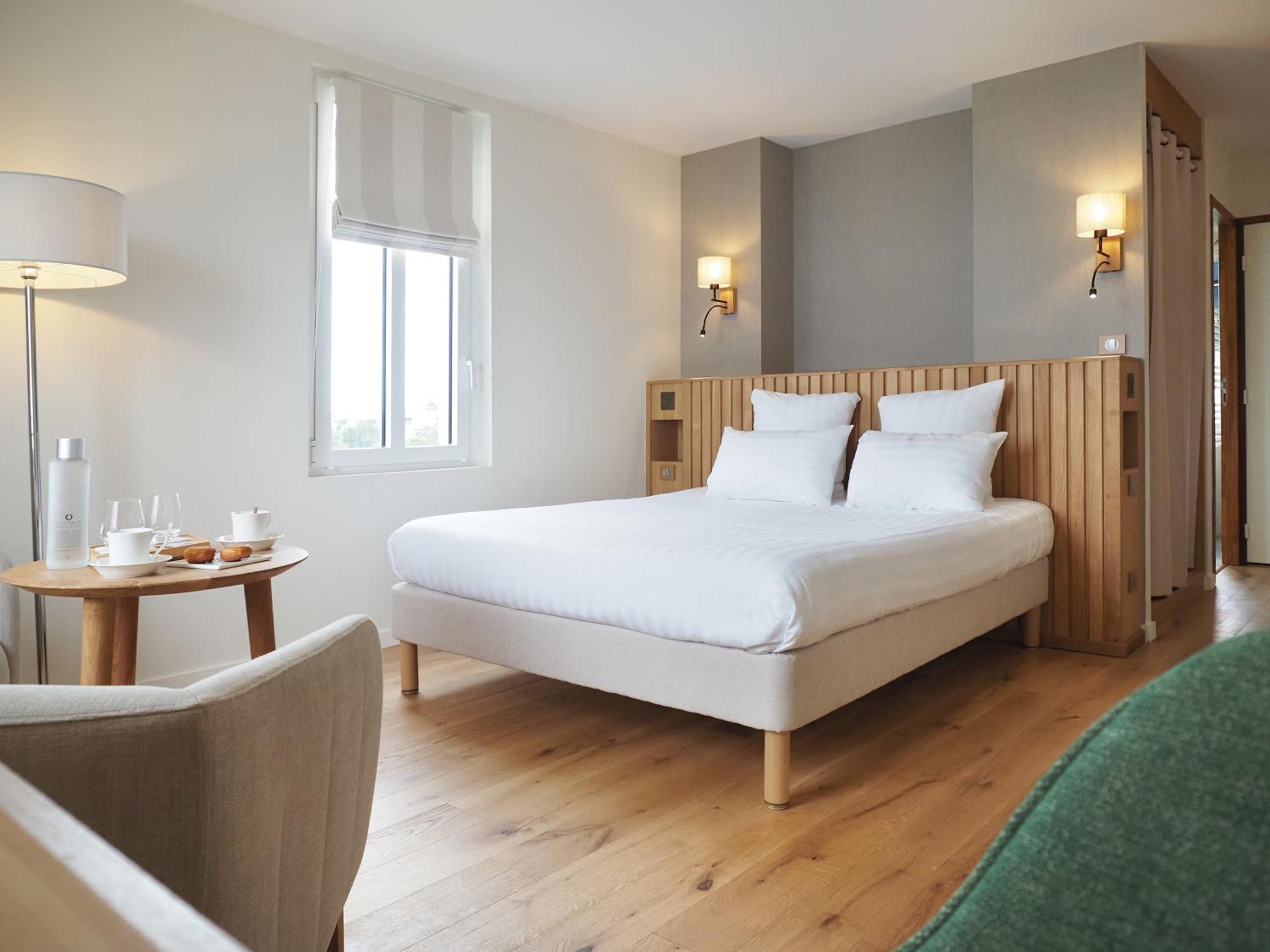Logis Hotel De كارانتك المظهر الخارجي الصورة