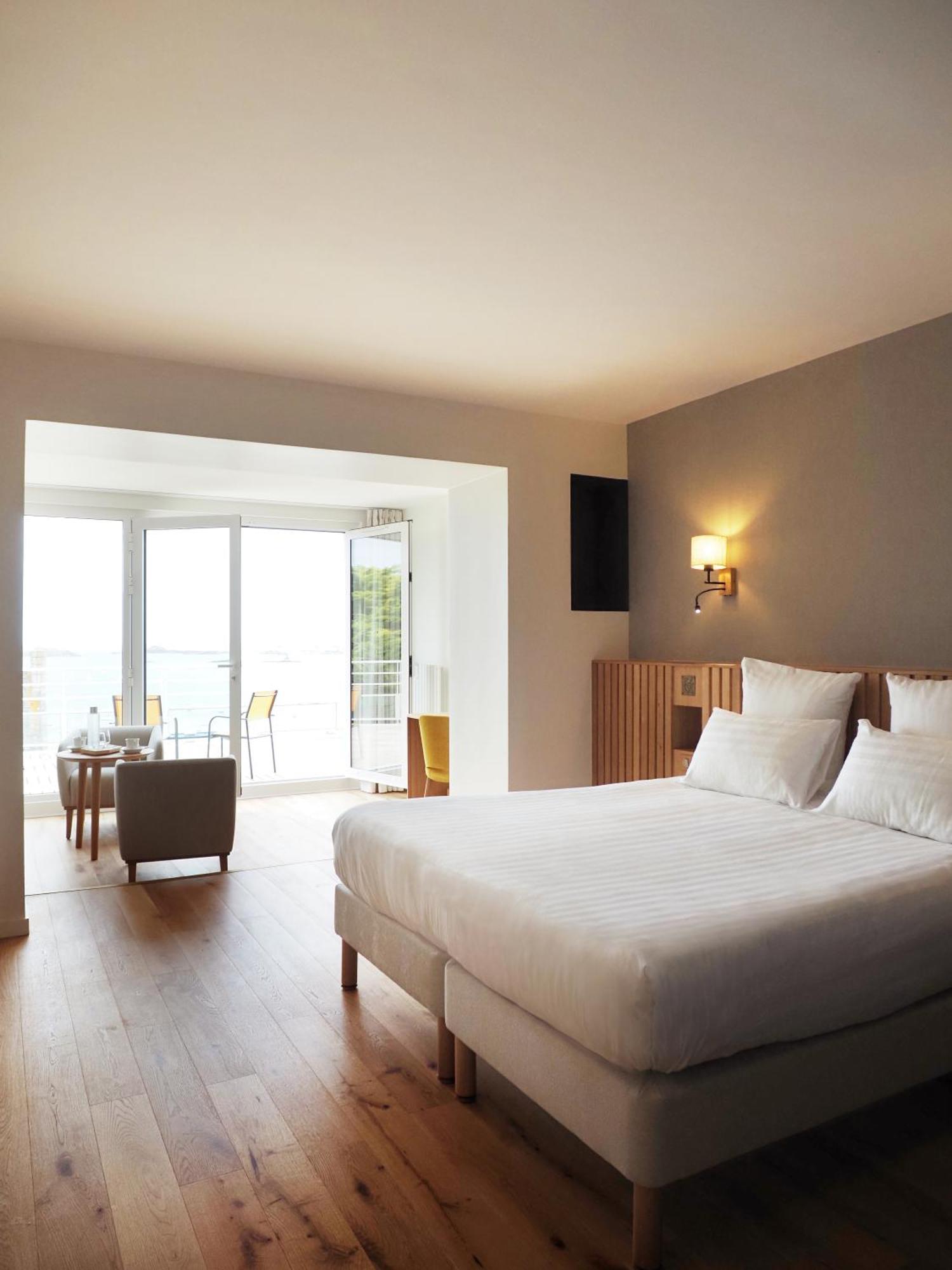 Logis Hotel De كارانتك المظهر الخارجي الصورة